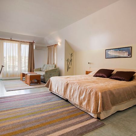 Family Hotel Venera Sveti Vlas Eksteriør billede